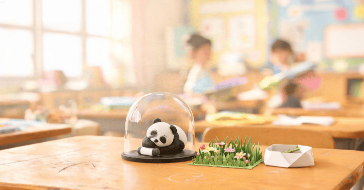 What Are Desk Pets?